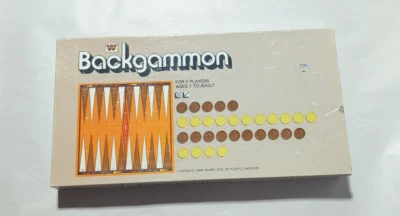 VINTAGE 1974 WHITMAN 4832 BACKGAMMON GAME WESTERN PUBLISHING NEAR COMPLETE - Image 1 of 4