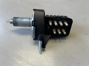 Regulador ventilador calefacción mercedes-benz w124 1248202210 - Imagen 1 de 3