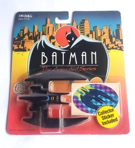 🟢 BATMAN ERTL THE ANIMATED SERIES BATPLANE CON ADESIVO SIGILLATO - Foto 1 di 3
