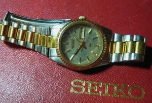 OROLOGIO DONNA Seiko (originale) 3E23 0A60 quarzo data giorno. COSÌ COM'È. - Foto 1 di 3