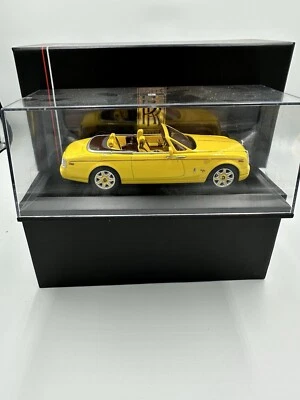 ROLLS ROYCE PHANTOM - CUPÉ DROPHEAD - por IXO - Escala 1/43  Foto 1 de 4