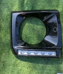 Genuine Mercedes G Wagon Right G55 G63 W463 DRL Front Headlight bezel G500 Black - Picture 1 of 2