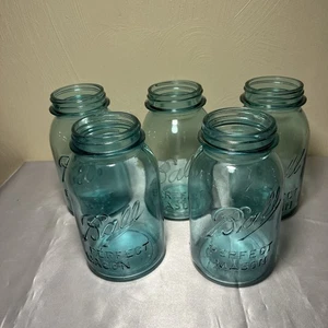 VTG/Antique Blue Ball Quart Mason Jars (1910-1923 & 1923-1933 Lot Of 5 - Picture 1 of 16