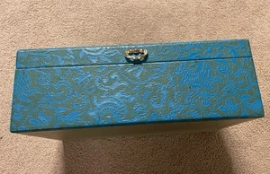 Raro vassoio portagioie vintage MCM Lady Buxton blu verde oro anni '50/60 - Foto 1 di 11