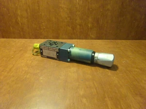 Bosch 0 811 150 206 hydraulic pressure regulator (no key) - Picture 1 of 2
