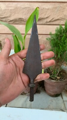 Antigua hoja de daga de cabeza de lanza de caza tribal india de hierro forjado a mano de 1800 Foto 1 de 4