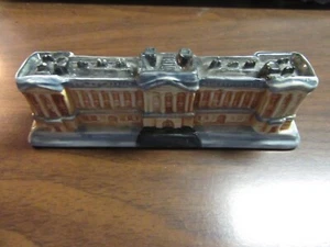 Buckingham Palace Ceramic Miniature, 6 Inches Long - Picture 1 of 3
