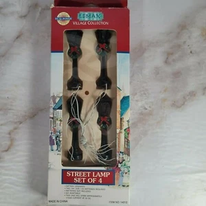Vintage 1992 Lemax Christmas Village Street Lamp With Wreaths Set Of 4 WORKS - Picture 1 of 3