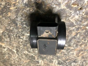 Air Flow Meter HYUNDAI ELANTRA 03 04 05 06 - Picture 1 of 3