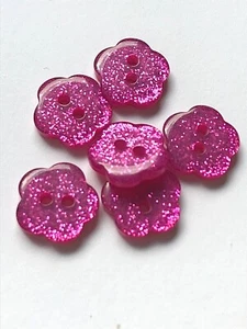 10 GLOSSY SPARKLY HOT PINK FLOWER SHAPED GLITTER BUTTONS - 11.5, 15 & 17 MM. - Picture 1 of 3