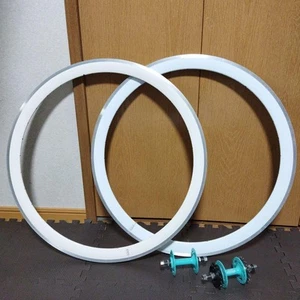 700C Semi-Deep Rim Front And Back With Hub - Picture 1 of 7