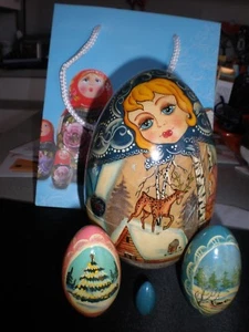 MUÑECAS DE ANIDACIÓN RUSAS DE COLECCIÓN MATRESHKA HUEVO GRANDE 4 PIEZAS ÚNICO EN SU TIPO FIRMADO - Imagen 1 de 12