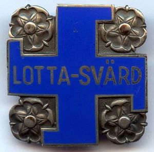 Distintivo argento membro Finlandia guerra inverno Lotta Svard 1939 numerato 89624!!! - Foto 1 di 3