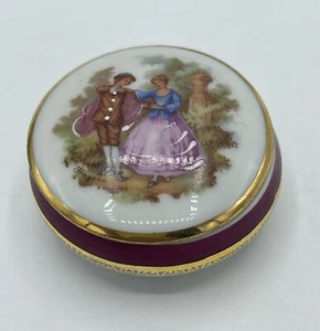 Vintage Limoges France SA  Trinket Box Victorian Courting Couple scenic - Picture 1 of 14