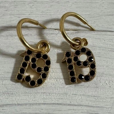 Pendientes de aro CHANEL piedra negra 19 01A 0,4*0,3 pulgadas Foto 1 de 4