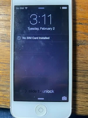 Apple iPhone 5 - 16GB - White  - Image 1 of 4