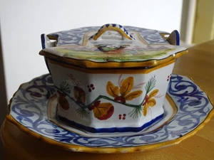 VINTAGE COVERED BUTTER CERAMIC FRANCE HB QUIMPER circa 1930s' - Picture 1 of 12