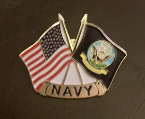 United States Military USA Flag & Navy Flag Crossing Lapel Hat Pin - Picture 1 of 2