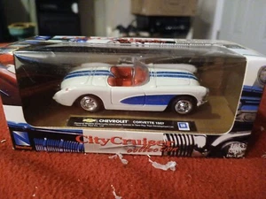 NewRay auto pressofusa 1/43 City Cruiser collezione 1957 Corvette Cabrio bianco - Foto 1 di 6