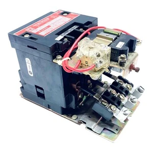 8903SPO11V02 Square D Lighting Contactor, 60Amperes - Picture 1 of 5