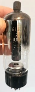Radio tubo vintage GE 6LJ6A/6LH6A en caja El progreso fue su producto - Imagen 1 de 5