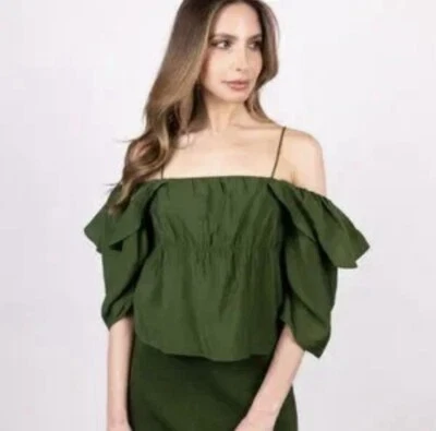 Cami verde con paneles Vince fuera del hombro M reg $275 nuevo con etiquetas Foto 1 de 4