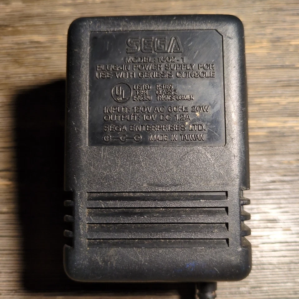 Fuente de alimentación Sega Genesis modelo 1602-1 SIN PROBAR Foto 1 de 4