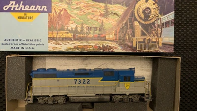 Athearn HO EMD GP38-2 Locomotive  D and H #7322, runs great! Has Japan motor - Image 1 of 4