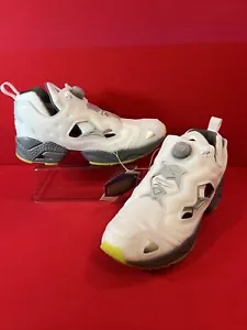 Reebok Men's Instapump Fury 95 White/Gray. Sz 8.5M /10W GLOW IN DARK SOLE - Picture 1 of 7