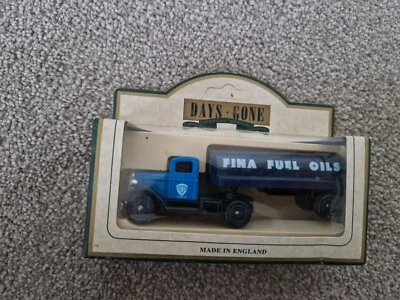 LLEDO DAYS GONE CLASSIC 'FINA FUEL OILS' 1935 FORD ARTICULATED TANKER REF 62002 - Image 1 of 2