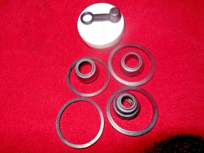 Honda VF500 CX500TC CX650T 82 CB900C 82 GL1100 Rear brake caliper kit 32-1153 - Image 1 of 4