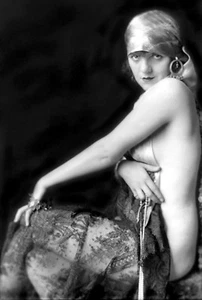 FOTO RUBYE DE REMER nudo erotico ZIEGFELD RAGAZZA WOW! - Foto 1 di 1