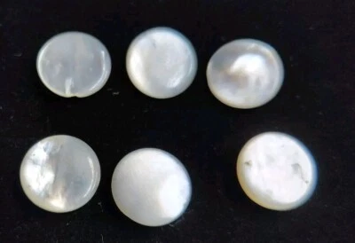Antiguo lote de botones de nácar de caña tallada, redondo Foto 1 de 4