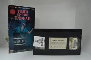 Tomb of the Undead VHS Tape, RARE Cult Classic Horror Film, Original Box Tested - Imagen 1 de 5