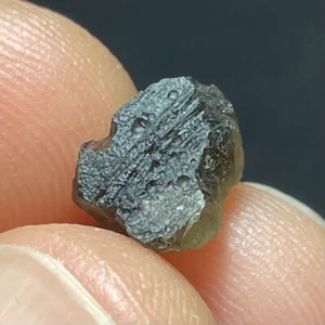 Natural Moldavite from Czech Republic 0.75g Green Tektite, Meteorite Impact - Picture 1 of 4