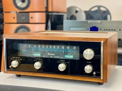 Sintonizador estéreo McIntosh MR 77 FM vintage con gabinete de madera de nogal (reparado) Foto 1 de 4