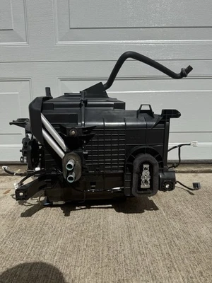 2018-2022 HONDA ACCORD  HVAC AC CLIMATE HEATER CORE HOUSING BOX UNIT OEM - Image 1 of 4