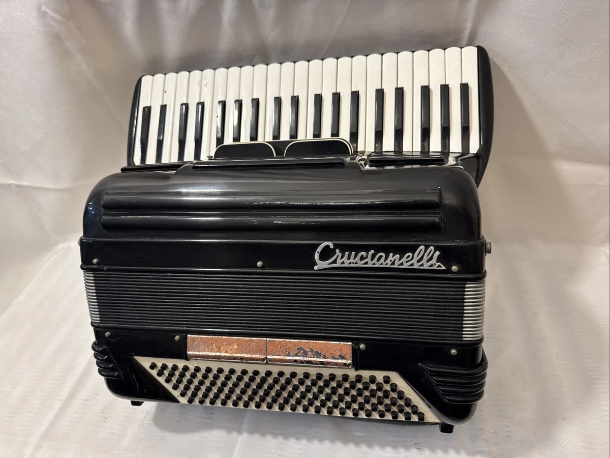 Crucianelli Accordions 41 Treble Keys for sale | eBay