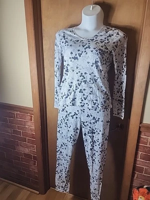 Cuddl Duds Soft 2-Piece Pajama Set-V Neck, Lace Trim. Bl/wh Super Soft Sz L 6036 - Image 1 of 4
