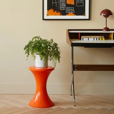 🔥 Retro Hourglass Plastic Stool | Bold Statement Piece for Modern, Chic Spaces - Image 1 of 3