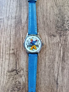 RARE vintage mechanical football watch with MOVING BALL as second hand - Picture 1 of 7