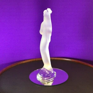 STATUA MADONNA IN PREGHIERA IN PIEDI GHIACCIATA - Foto 1 di 9