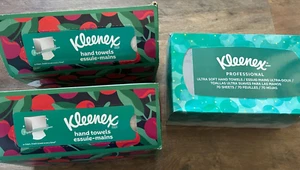 Konvolut Kleenex Handtücher - Bild 1 von 3