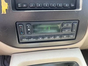 2003 Ford Expedition Heater A/c Control Front Dash - Picture 1 of 6