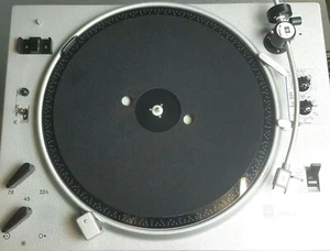 EMT 927 Filz für Hilfplattenteller / Felt for Auxiliary Plate with  Finger Holes - Bild 1 von 4