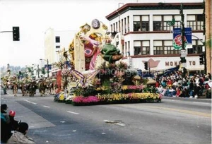 ROSENPARADE Float FOUND PHOTOGRAPH Pasadena CALIFORNIA Color VINTAGE 04 16 ZZ - Bild 1 von 1