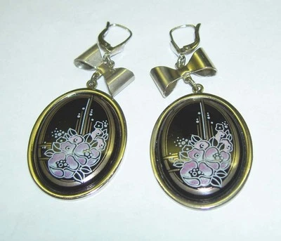 Pendientes colgantes grandes de plata estilo floral Art Nouveau esmaltados MICHAELA FREY WILLE Foto 1 de 3