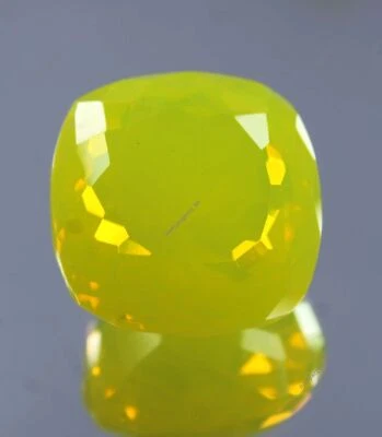 Piedra preciosa australiana Welo de 78 quilates corte cojín ópalo certificado natural sin tratar Foto 1 de 4