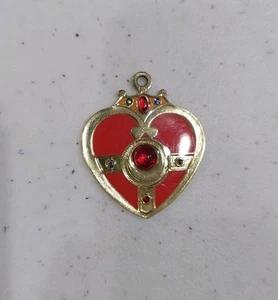Offizieller Sailor Moon kosmisches Herz goldfarben Charm Anhänger Schmuckstück gebraucht - Bild 1 von 5