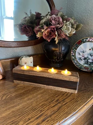 Handmade oak & cedar candle holder includes 4 led tea lights - Image 1 of 4